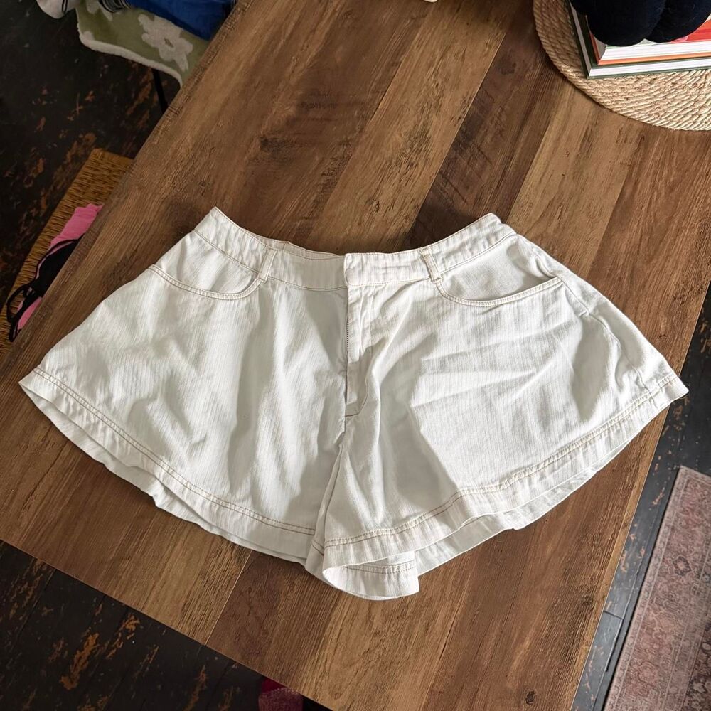 Anthropologie cream skirty shorts
